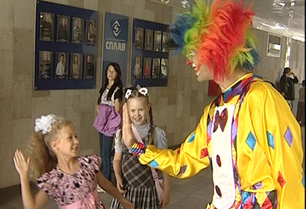 Перед школой – на завод! фото