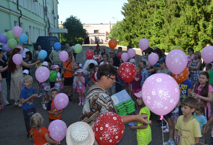 Профком ОАО «Завод «Старорусприбор» ведет активную социальную деятельность фото