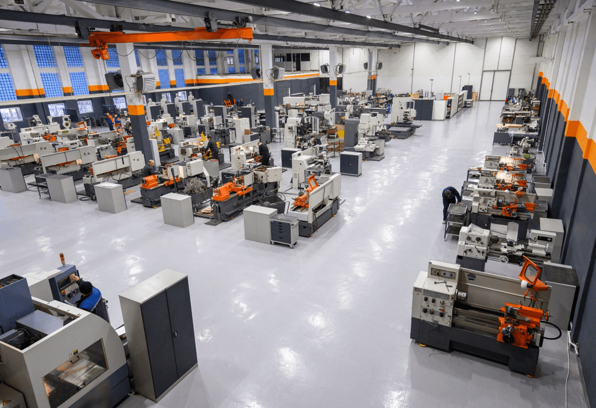 Механический цех завода Старорусприбор